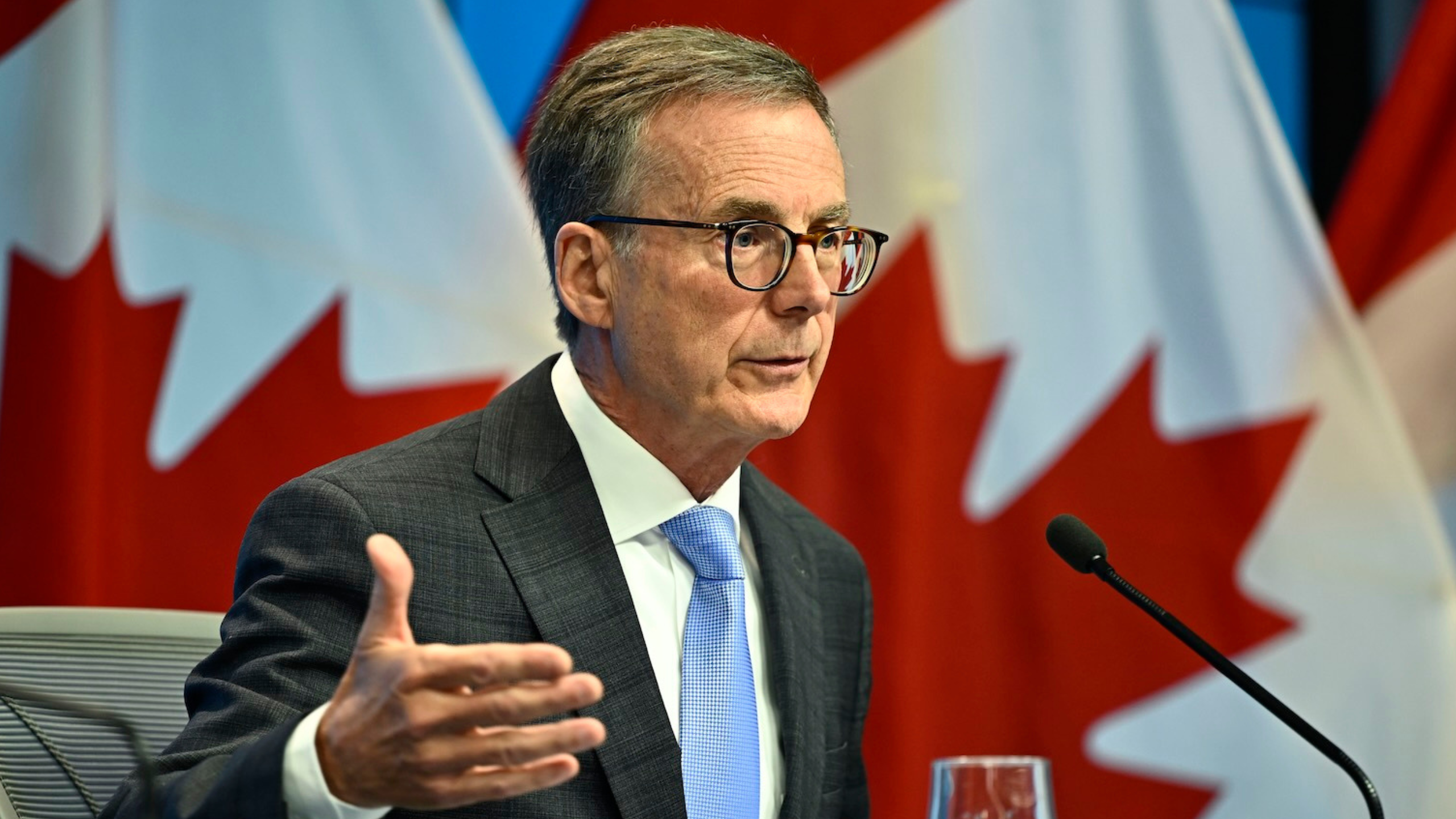 Bank of Canada Holds Interest Rate at 2.25% as U.S. Trade Risks Threaten Canada’s Economy