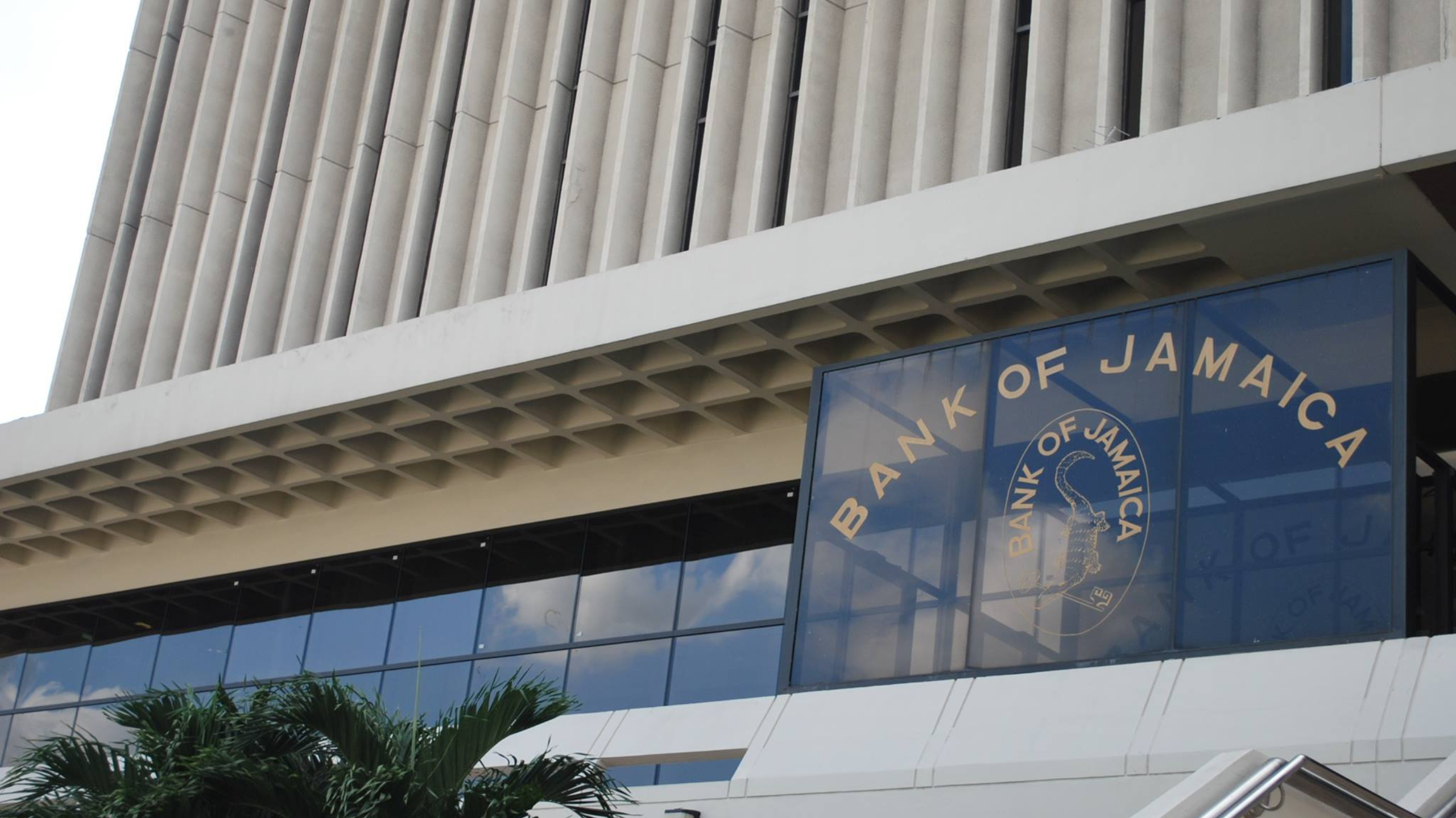 Bank Of Jamaica Pumps US$40M to Hold the Jamaican Dollar 